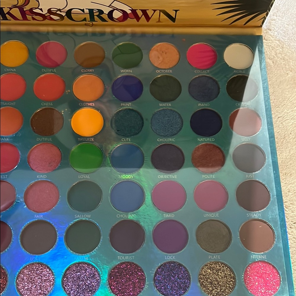 Crown Pink and Blue Eyeshadow Palette Vibrant Makeup - Picture 6 of 6